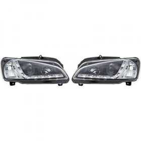 ENSEMBLE DE PHARES DESIGN 106. 96        KLARGLAS/SCHWARZ