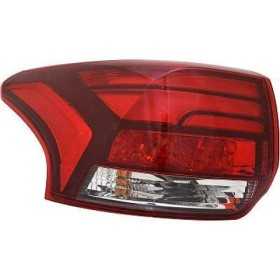 FEU ARRIÃˆRE LI. OUTLANDER. 15                  AUSSEN