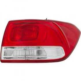 FEU ARRIERE DROIT. SORENTE. 15 18               AUSSEN