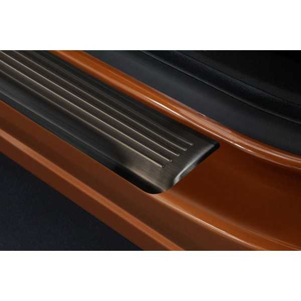 Seuil de porte noir pour RENAULT CAPTUR II 2019- | avisa | Seuil de...