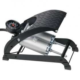 POMPE A PIED DOUBLE PISTON+MANOMETRE