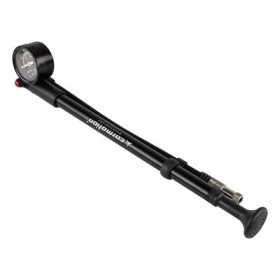 Pompe à main haute pression pour amortisseur, avec manomètre, max 2...