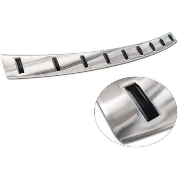 Protection de seuil arriÃ¨re inox sur mesure pour Skoda Octavia III Combi Facelift 2017-2020 'STRONG EDITION'