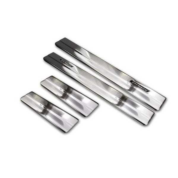 TOYOTA RAV4 IV FL 02