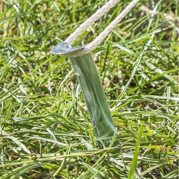 Piquet cornière en métal 30cm 10 pièces dans polybag | ProPlus | Pi...