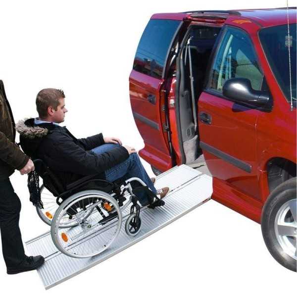 Rampe de chargement alu pliable pour fauteuil roulant 122x73cm 270k...