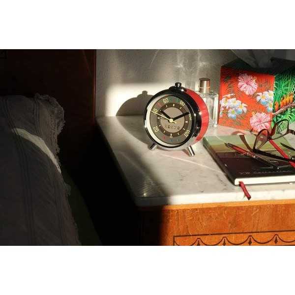 VW T1 BUS RÉVEIL EN COMPTEUR DESIGN TIN CADEAU - ROUGE |  | Horloges