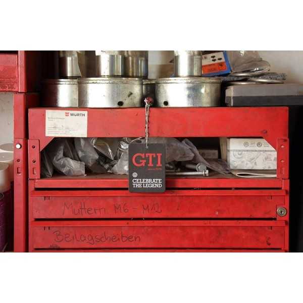 VW GTI DÉSODORISANT - NOIR / SPORT FRAIS / CÉLÉBRER LA LÉGENDE |  |...