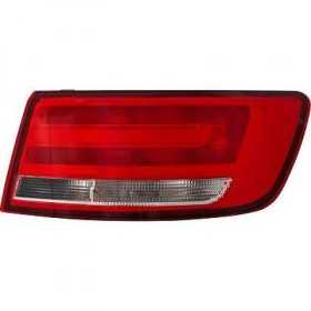 FEU ARRIERE DROIT A4. 15                 AUSSEN.