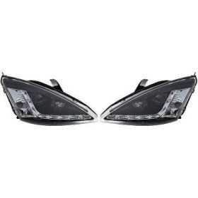 ENSEMBLE DE PHARES DESIGN FOCUS. 01 04      SCHWARZ+BLINKER