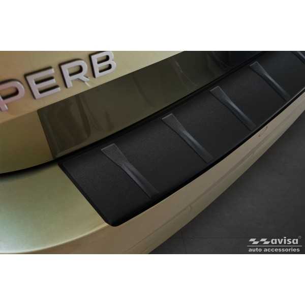 Seuil de coffre noir mat SKODA SUPERB IV COMBI 2024-